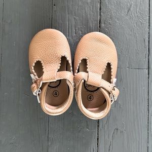 Little Love Bug Size 4 Leather T-Straps